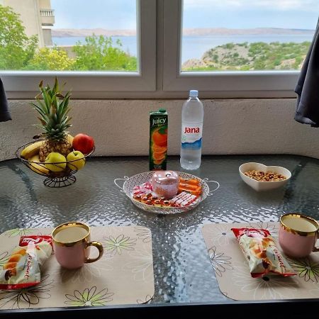 Apartmani 'Cvit' Karlobag Exterior foto